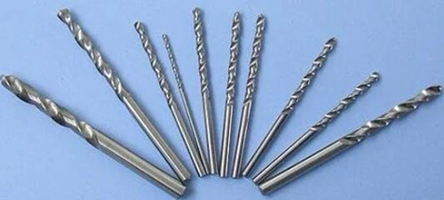 深孔加工中钻木头的钻头选择与技巧